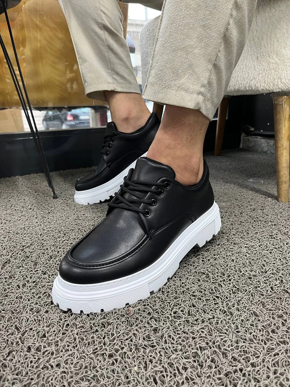 kb-x6-kuback-siyah-cilt-gunluk-erkek-ayakkabi-128424662-sw960sh1280.png Kb-X6 Kuback Siyah Cilt Günlük Erkek Ayakkabı (Numara: 43) - Görsel 1