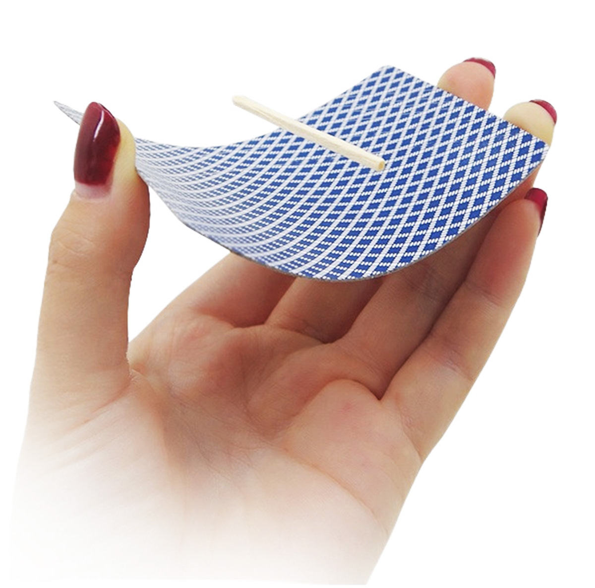 kibrit-ucuran-sihir-numarasi-basit-sihirbazlik-oyunu-resim-5244.jpeg Kibrit Uçuran Sihir Numarası – Basit Sihirbazlık Oyunu - Görsel 1