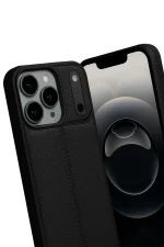 Newface Apple iPhone 17 Pro Auto Focus Kapak - Siyah - Görsel 3