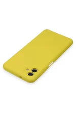 Newface Samsung Galaxy A04 Kılıf Nano içi Kadife Silikon - Sarı - Görsel 4