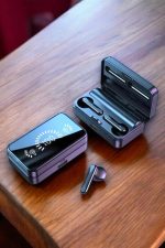 Aynalı Bluetooth Kulaklık Telefon Standlı Dijital Göstergeli - Görsel 2