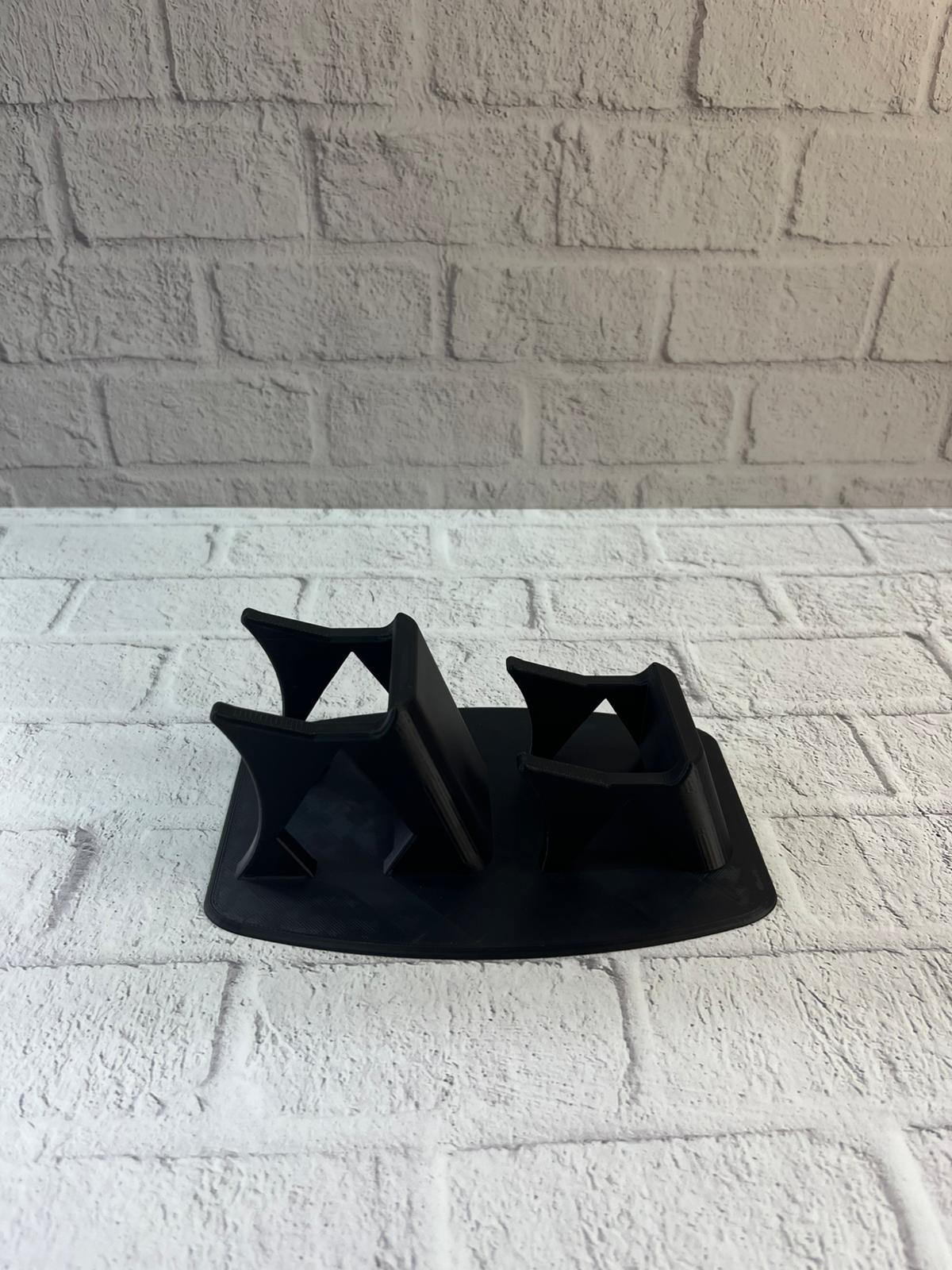 WhatsApp-Image-2025-12-20-at-10.34.22-1-1.jpeg Siyah İkili Gamepad Tutucu 7x18 cm Oyun Aksesuarı - Görsel 2