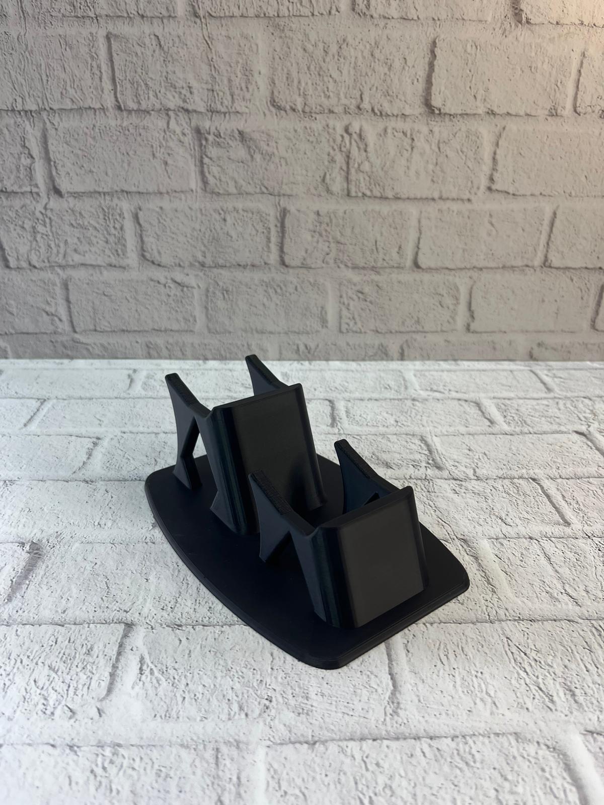 WhatsApp-Image-2025-12-20-at-10.34.23-2.jpeg Siyah İkili Gamepad Tutucu 7x18 cm Oyun Aksesuarı - Görsel 5